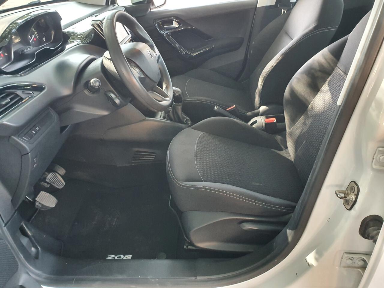 Peugeot 208 BlueHDi 75 5 porte Allure anno 2017
