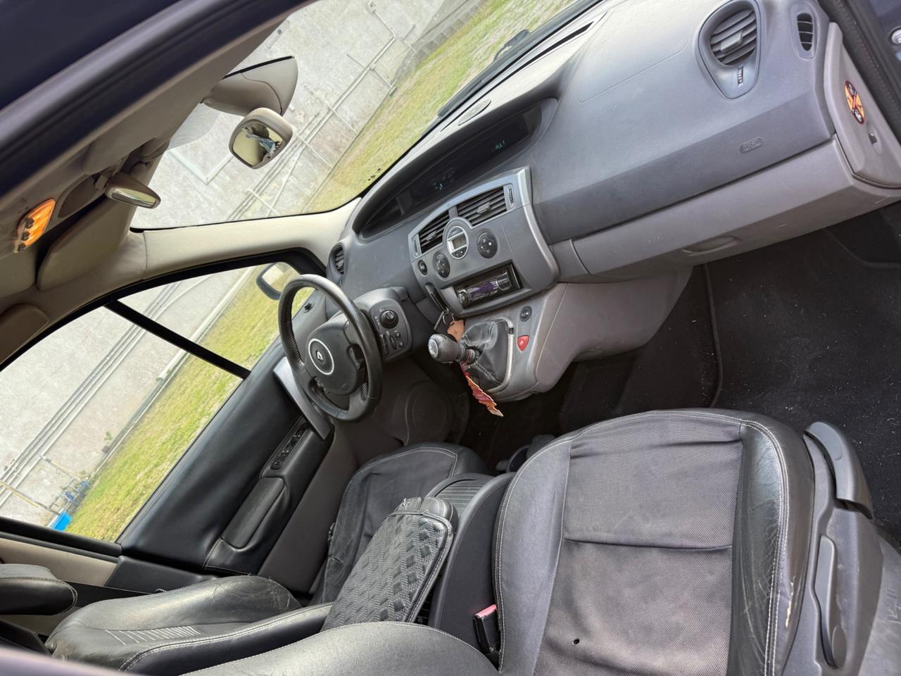 Renault Scenic Scénic 1.5 dCi/105CV 7 POSTI