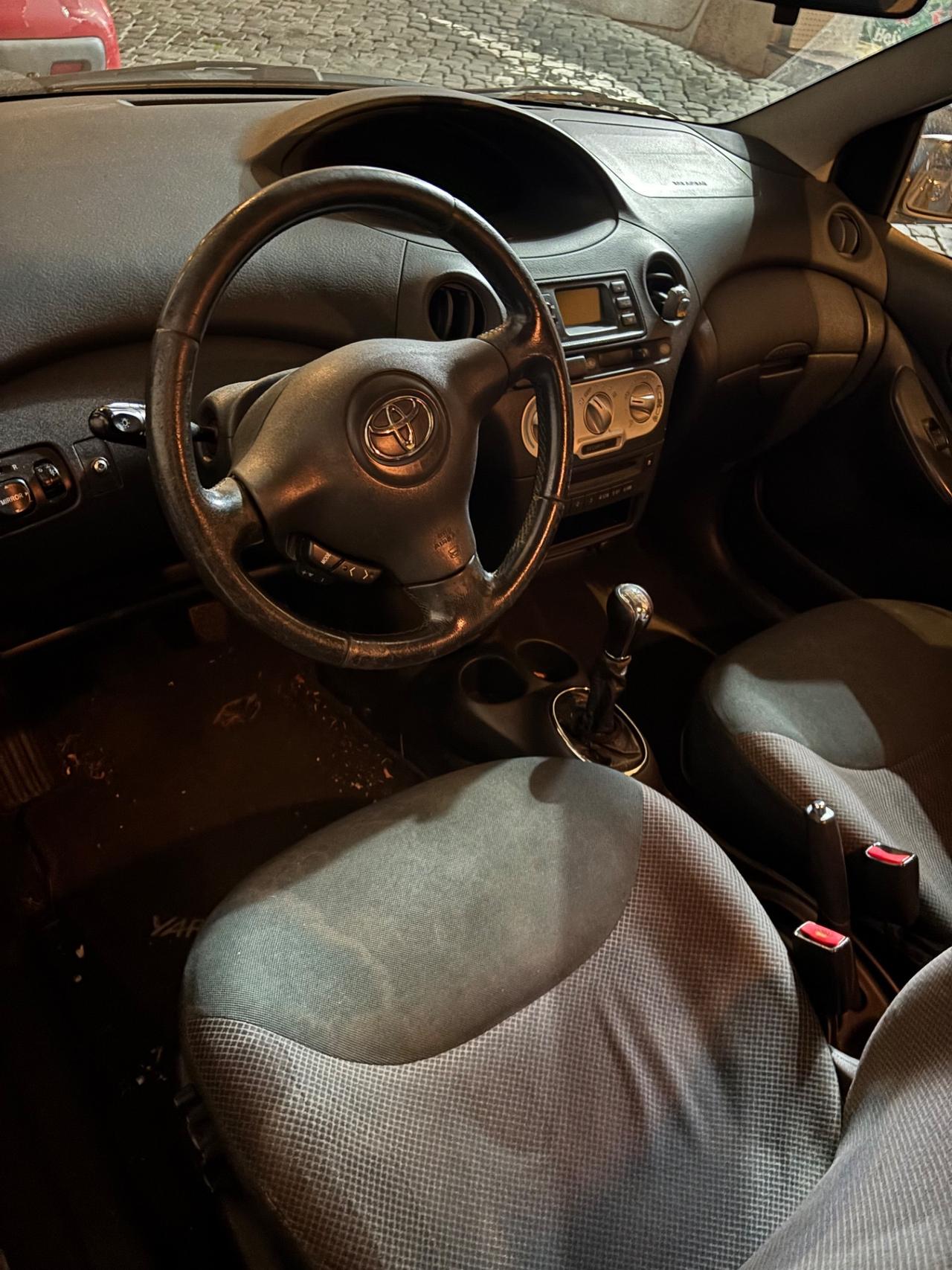 Toyota Yaris 1.4 tdi D-4D cat 5 porte