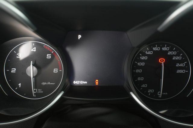 ALFA ROMEO Giulia Giulia 2.2 Turbodiesel 210 CV AT8 AWD Q4 Veloce