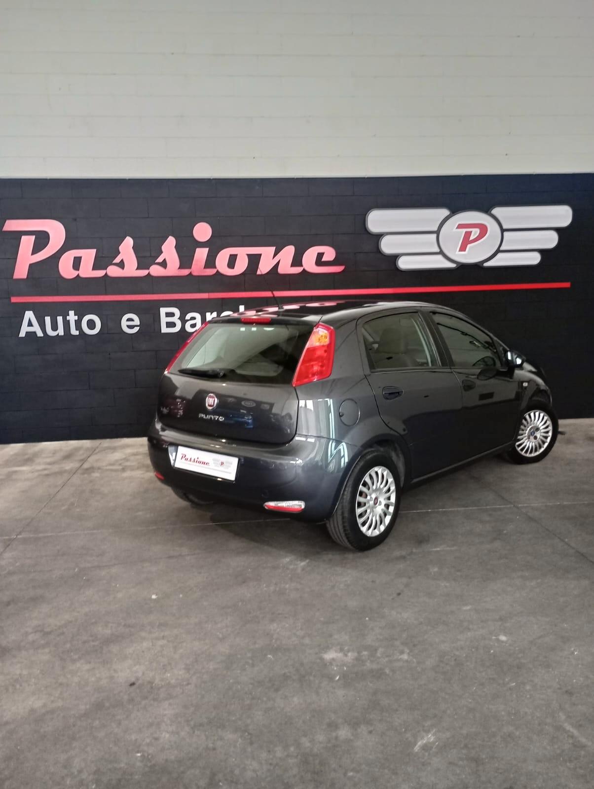 Fiat Punto 1.3 MJT 75 CV 5 porte Street