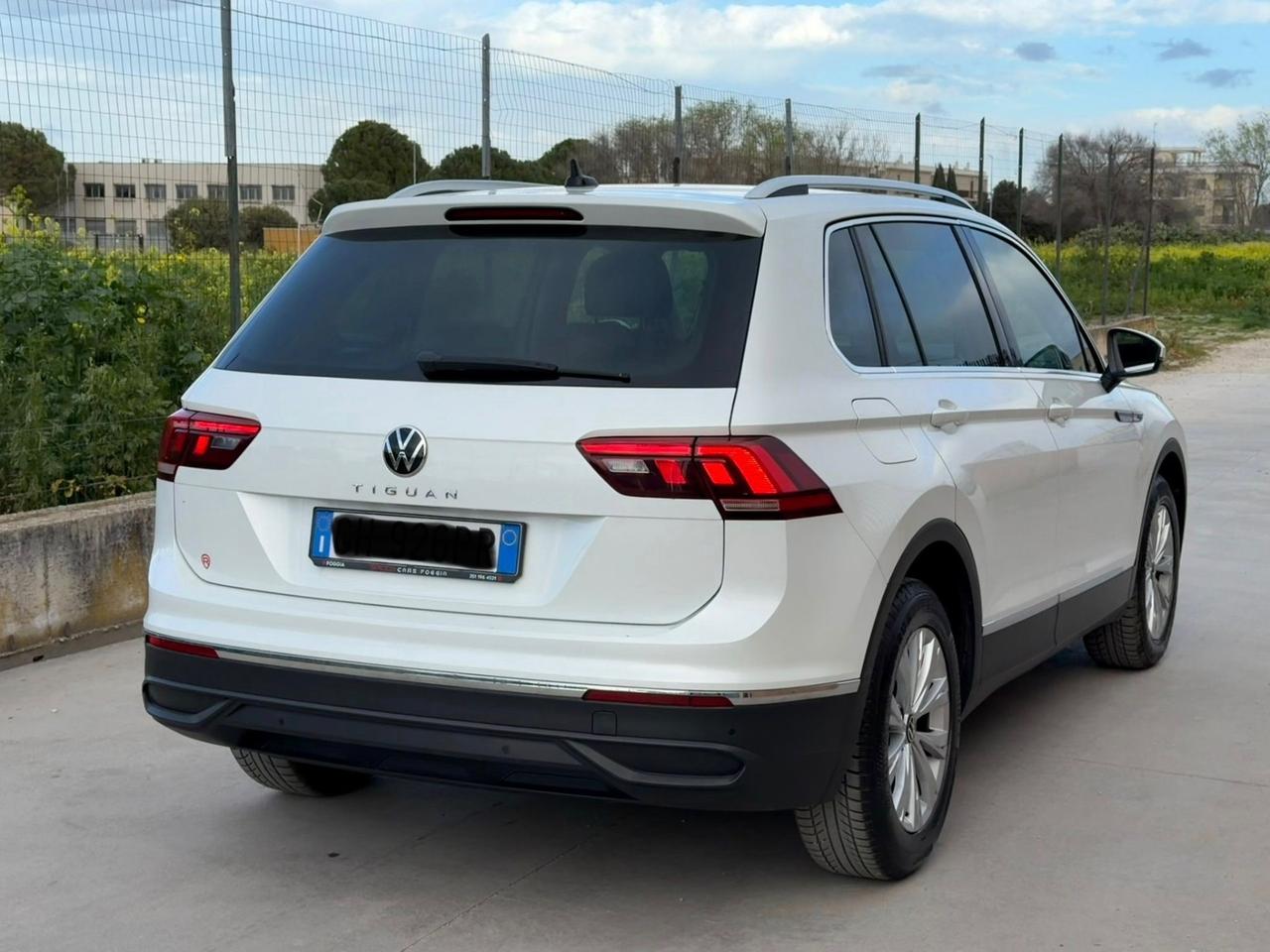 Volkswagen Tiguan 2.0 TDI 150 CV SCR DSG R-Line
