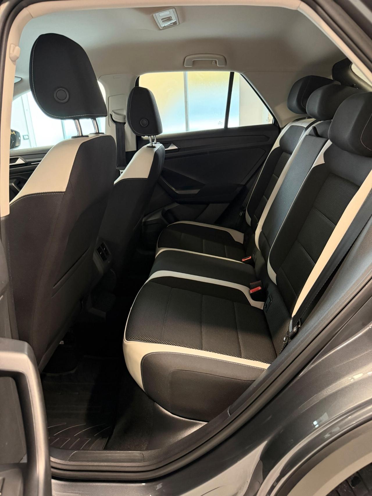 Volkswagen T-Roc 2.0 TDI SCR 150 CV DSG Business BlueMotion Technology