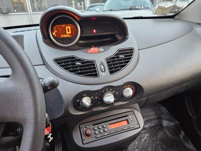 RENAULT Twingo 1.2 16V LEV Dynamique
