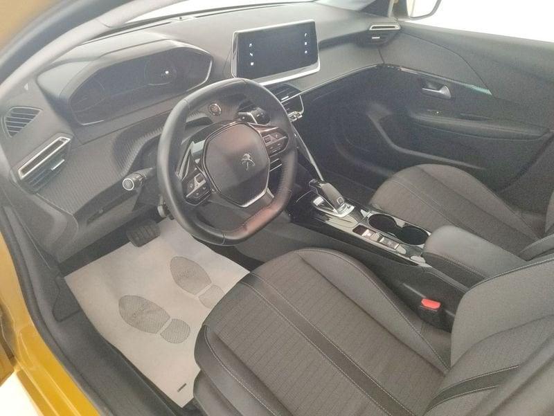 Peugeot 208 1.2 puretech Allure Navi Pack s&s 100cv eat8 my20
