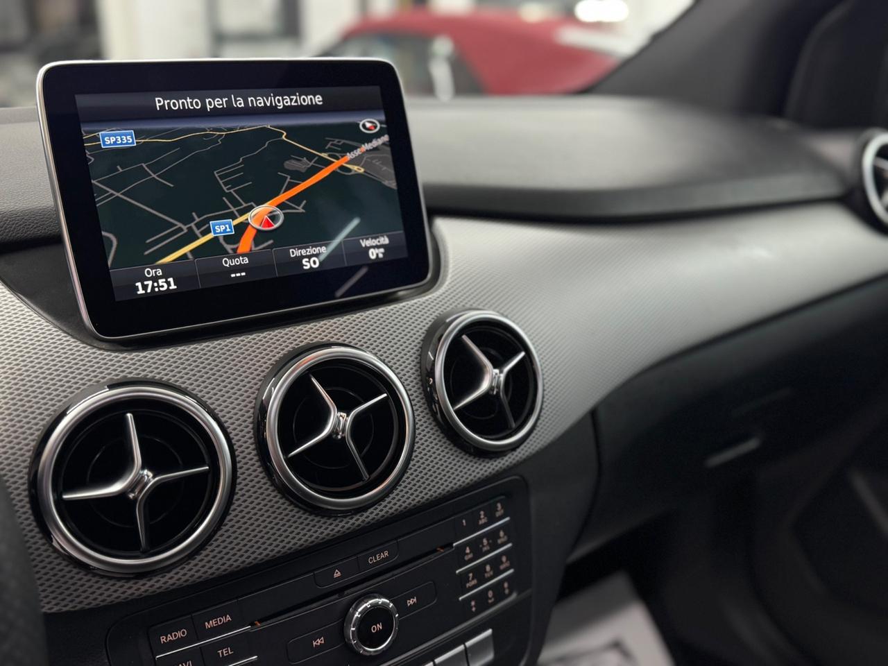 Mercedes-benz B 180d Automatic Premium AMG Iper Full