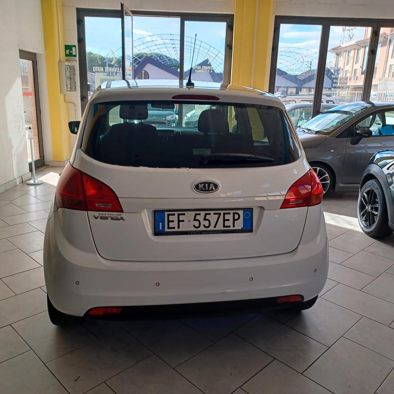 148.588KM KIA VENGA 1.4 BEN CONSERVATA