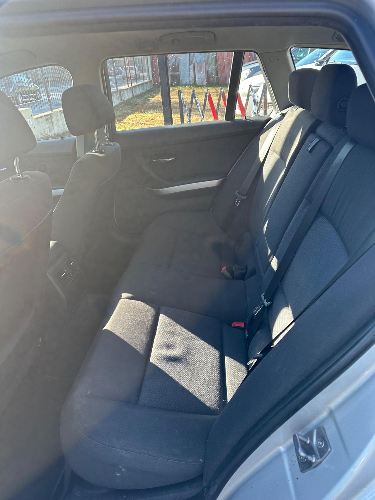 Bmw 318 318d 2.0 143CV cat Futura pari al nuovo