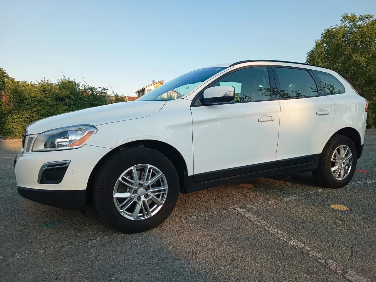 Volvo XC60 D3 Geartronic Int. Pelle Manut. Cert.