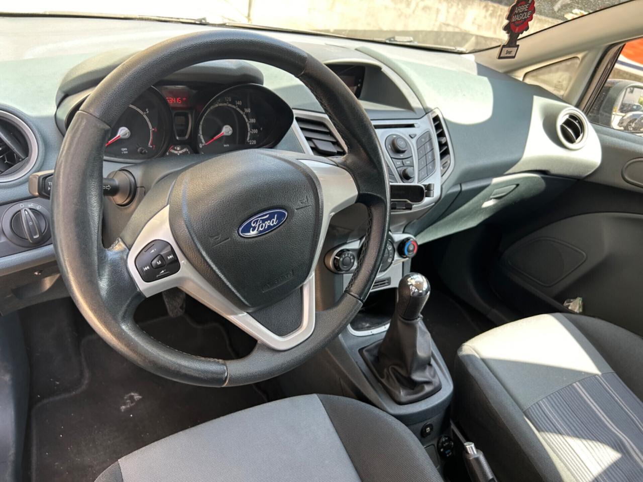 Ford Fiesta 1.4 5 PORTE “IMPIANTO GPL DI SERIE