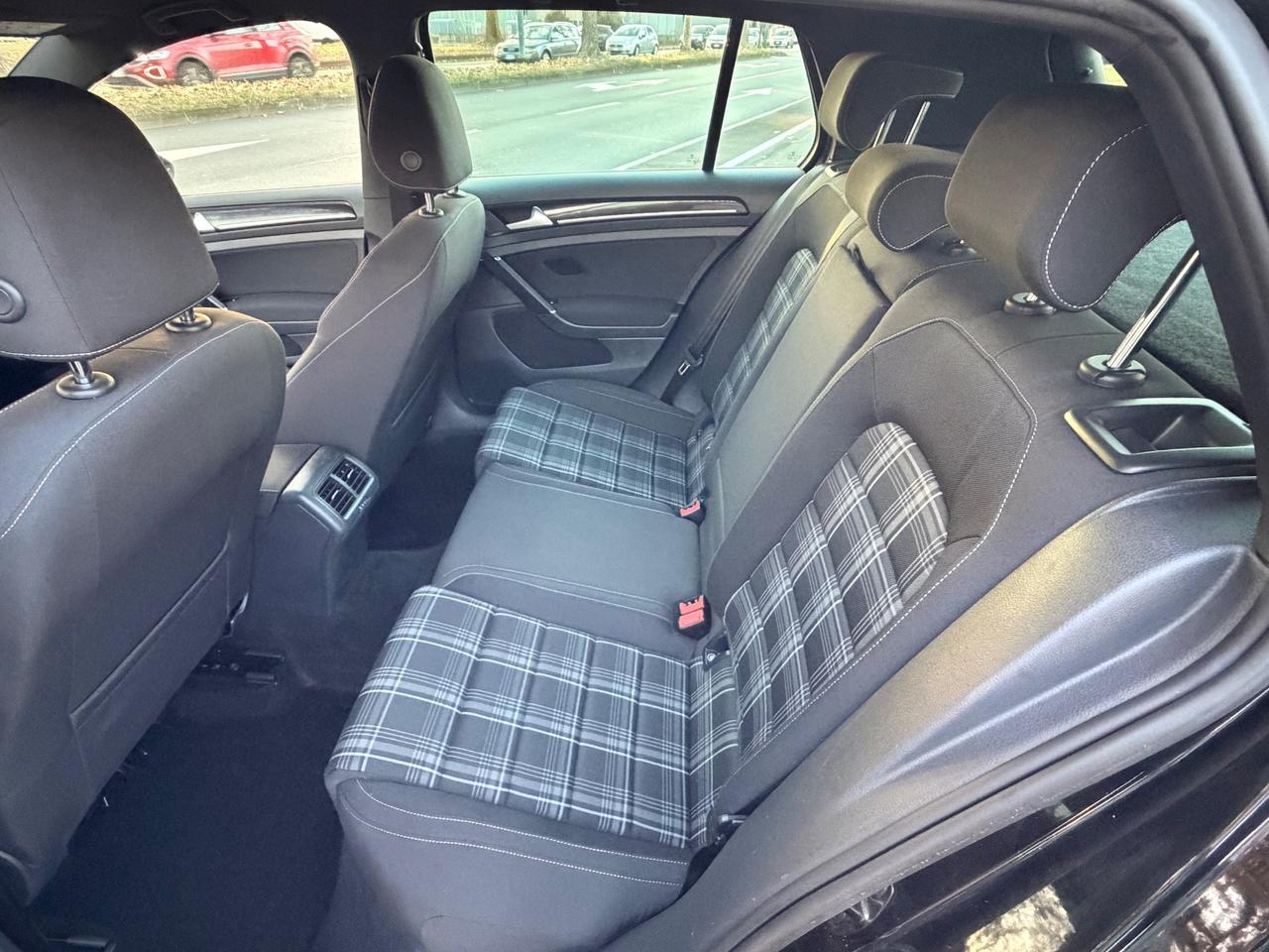 Volkswagen Golf GTD 2.0 TDI 5p EURO6B