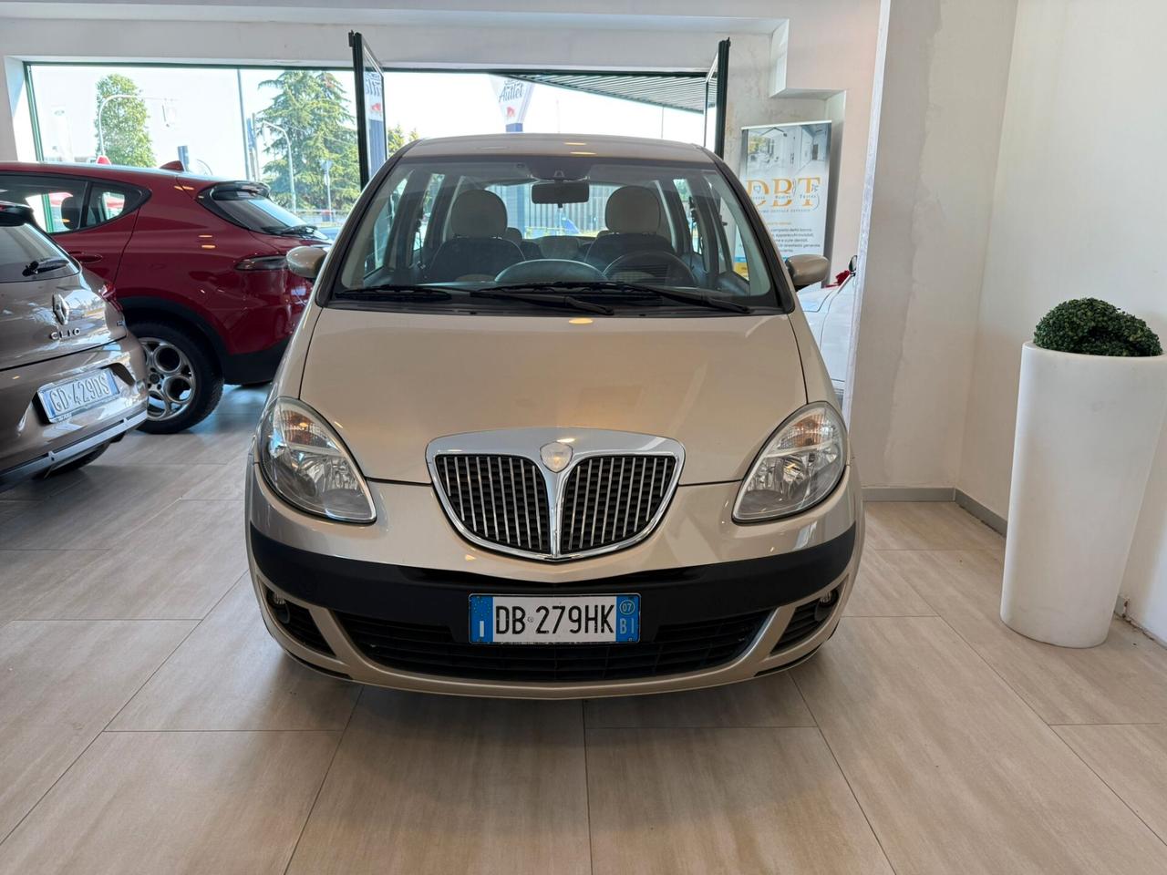 Lancia MUSA 1.4 16V Platino Plus