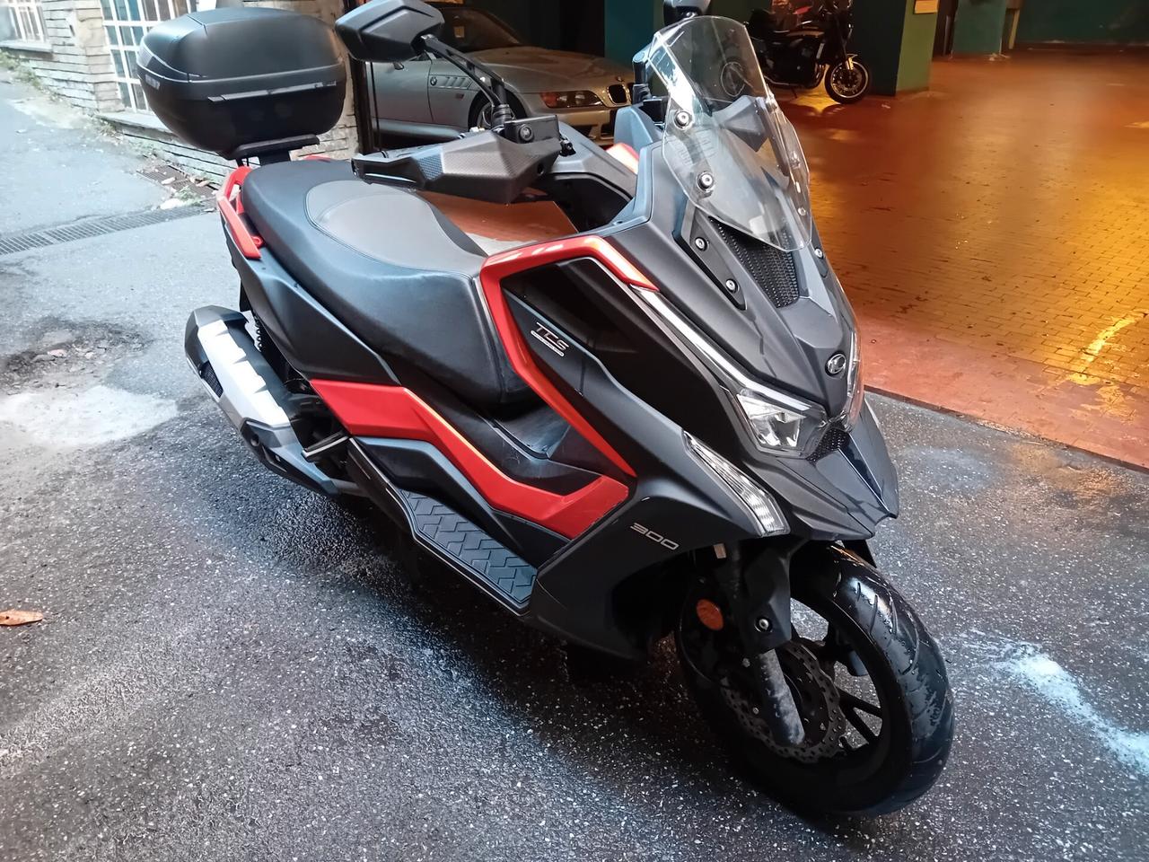 Kymco DTX 360 300i