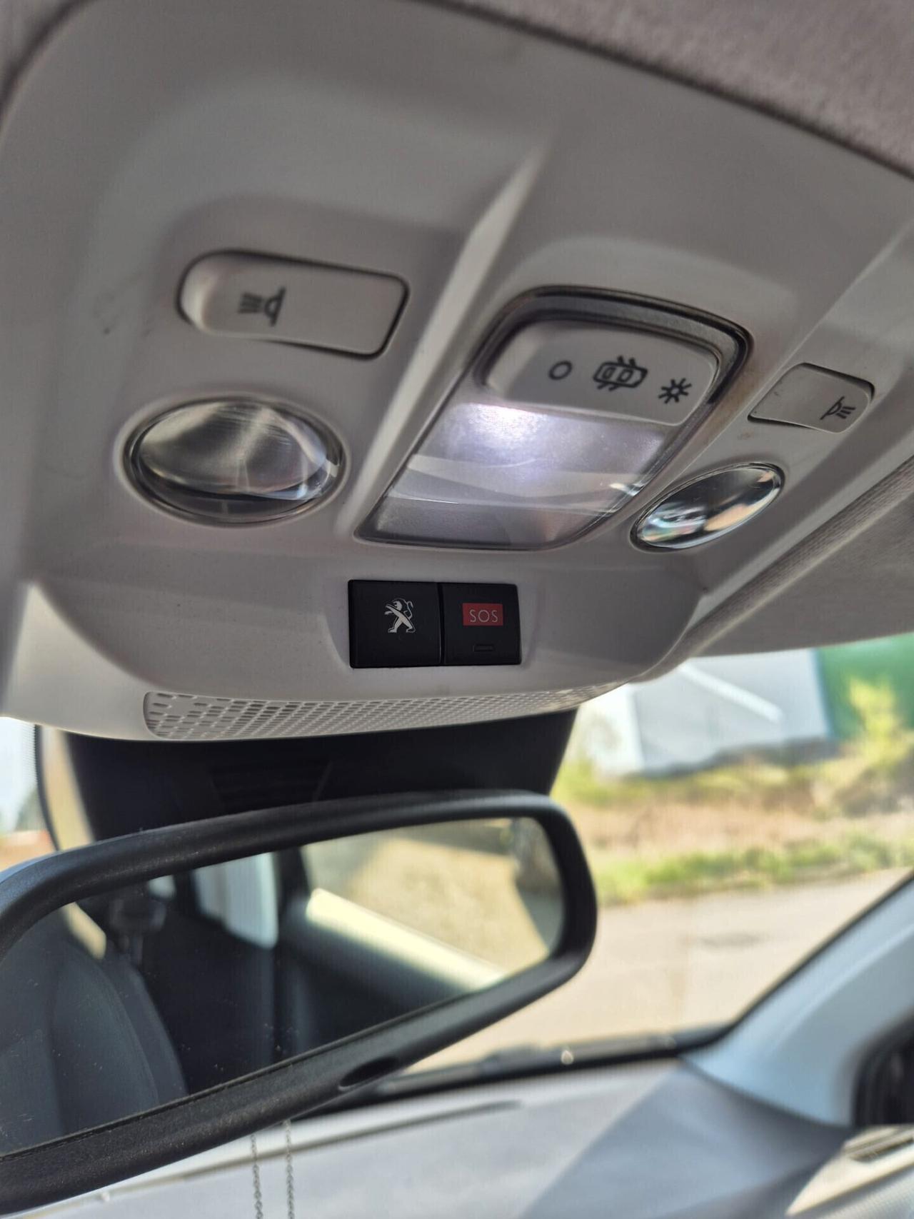 Peugeot 208 PureTech 82 5 porte Allure