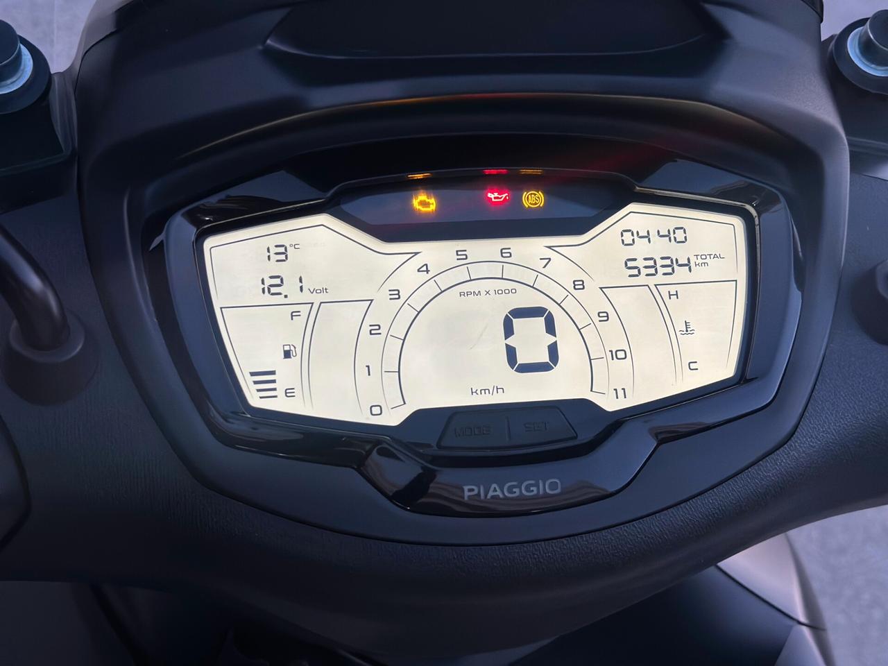 Piaggio Beverly 400 HPE DEEP BLACK '24