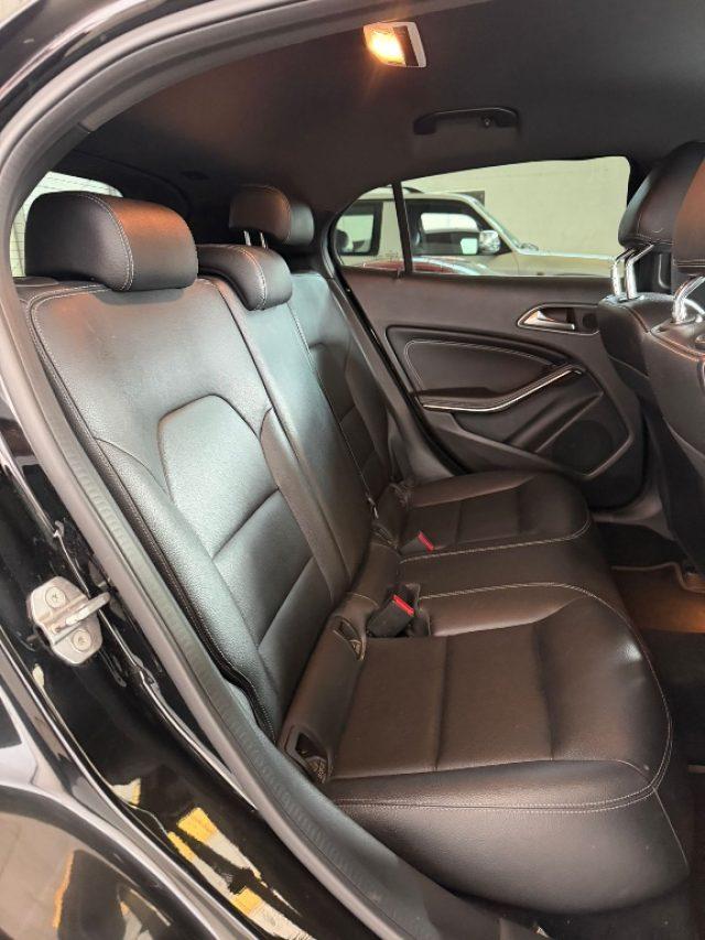 MERCEDES-BENZ GLA 250 Automatic 4Matic Sport //LED//NAVI//BLUETOOTH