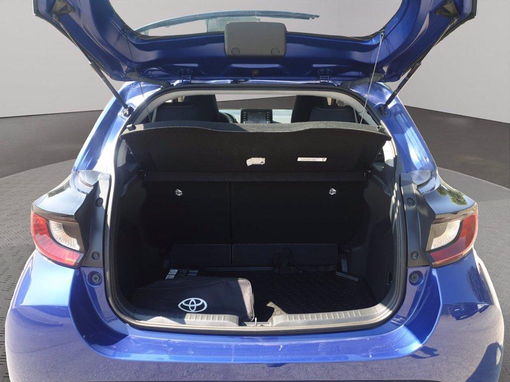 TOYOTA Yaris 1.0 active del 2022