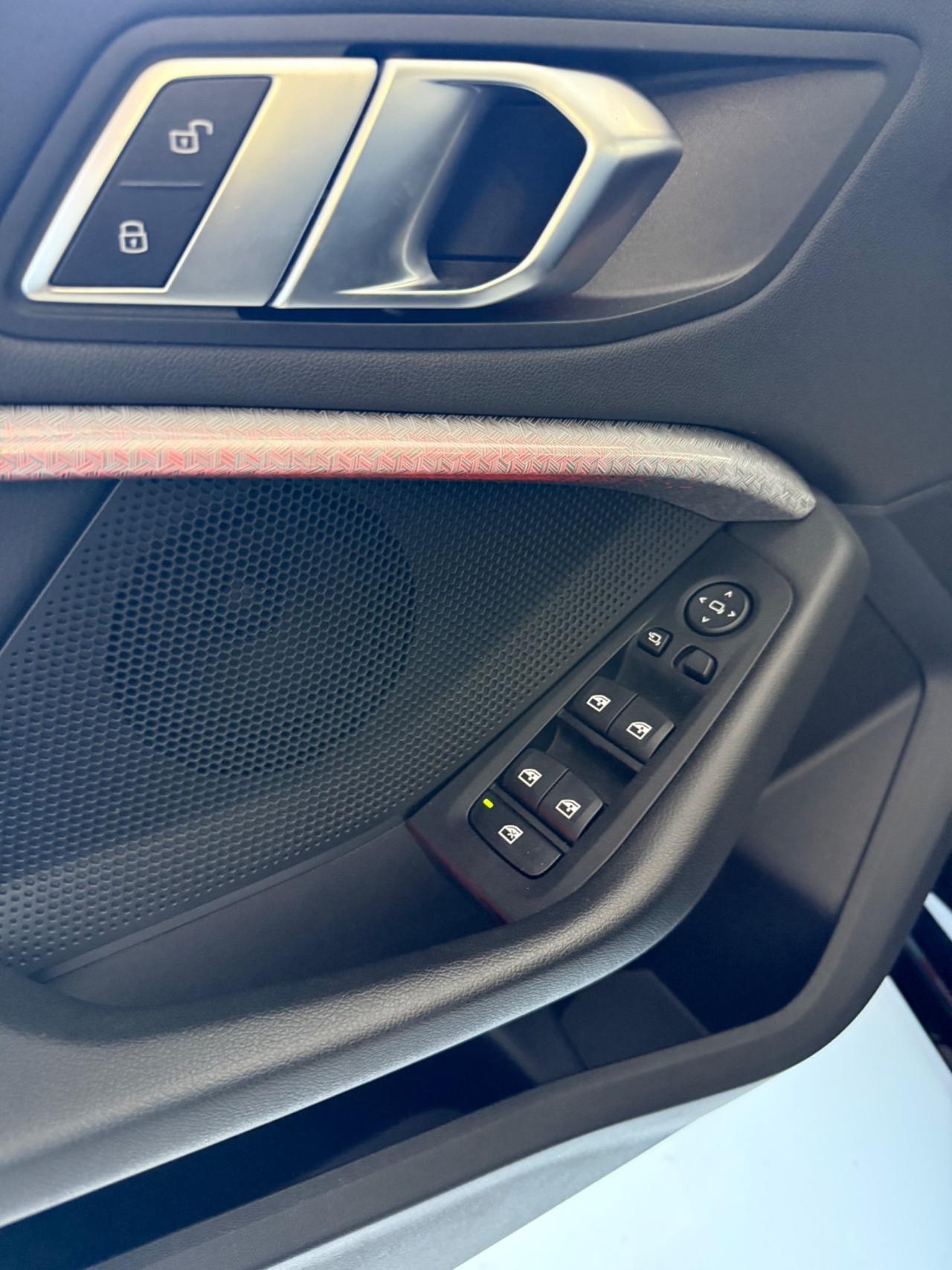 Bmw 118 d SPORT CON APPLE CARPLAY,VIRTUAL COCKPIT,NAVI,FULL LED,AZIENDALE BMW,KM CERTIFICATI