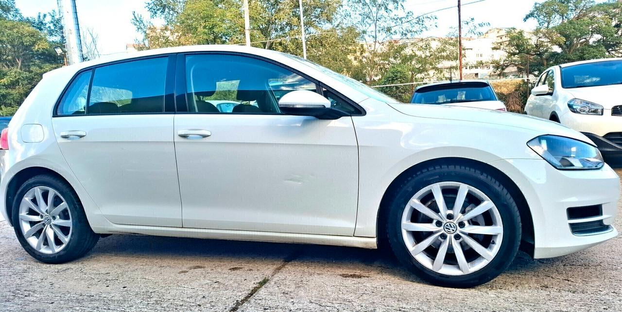 VOLKWAGEN GOLF 1.6 TDI DSG 5p. Highline