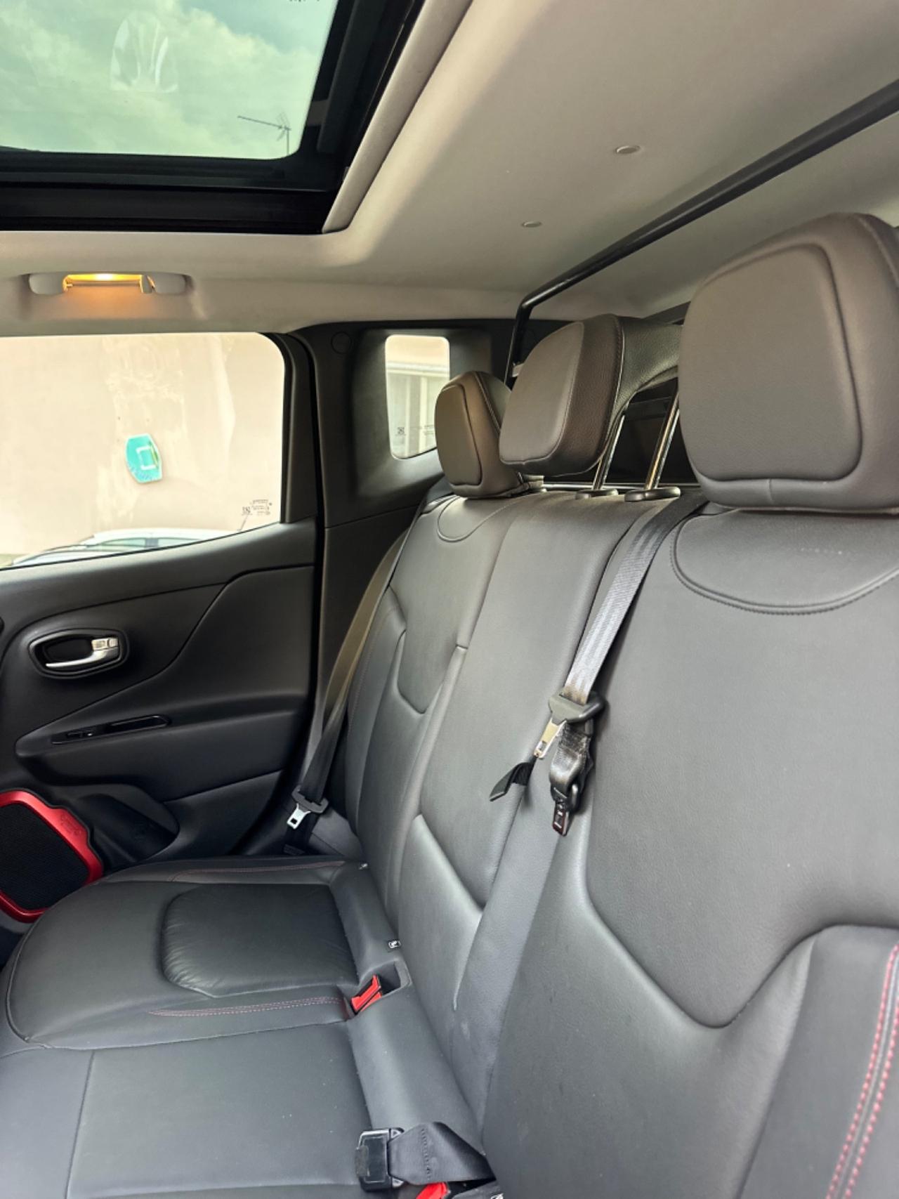 Jeep RENEGADE 2.0 170CV 4WD TRAILHAWK TETTO BEATS