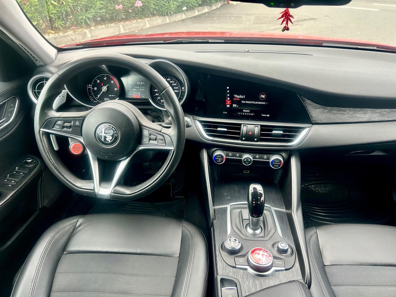 Alfa Romeo Giulia 2.2 Turbodiesel 160 CV AT8 Super q2