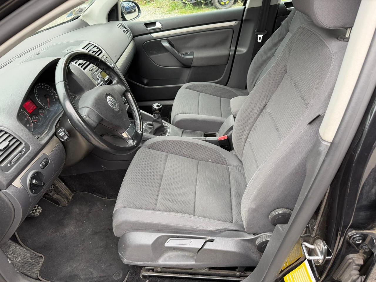 Volkswagen Golf 1.6 5p. Comfortline