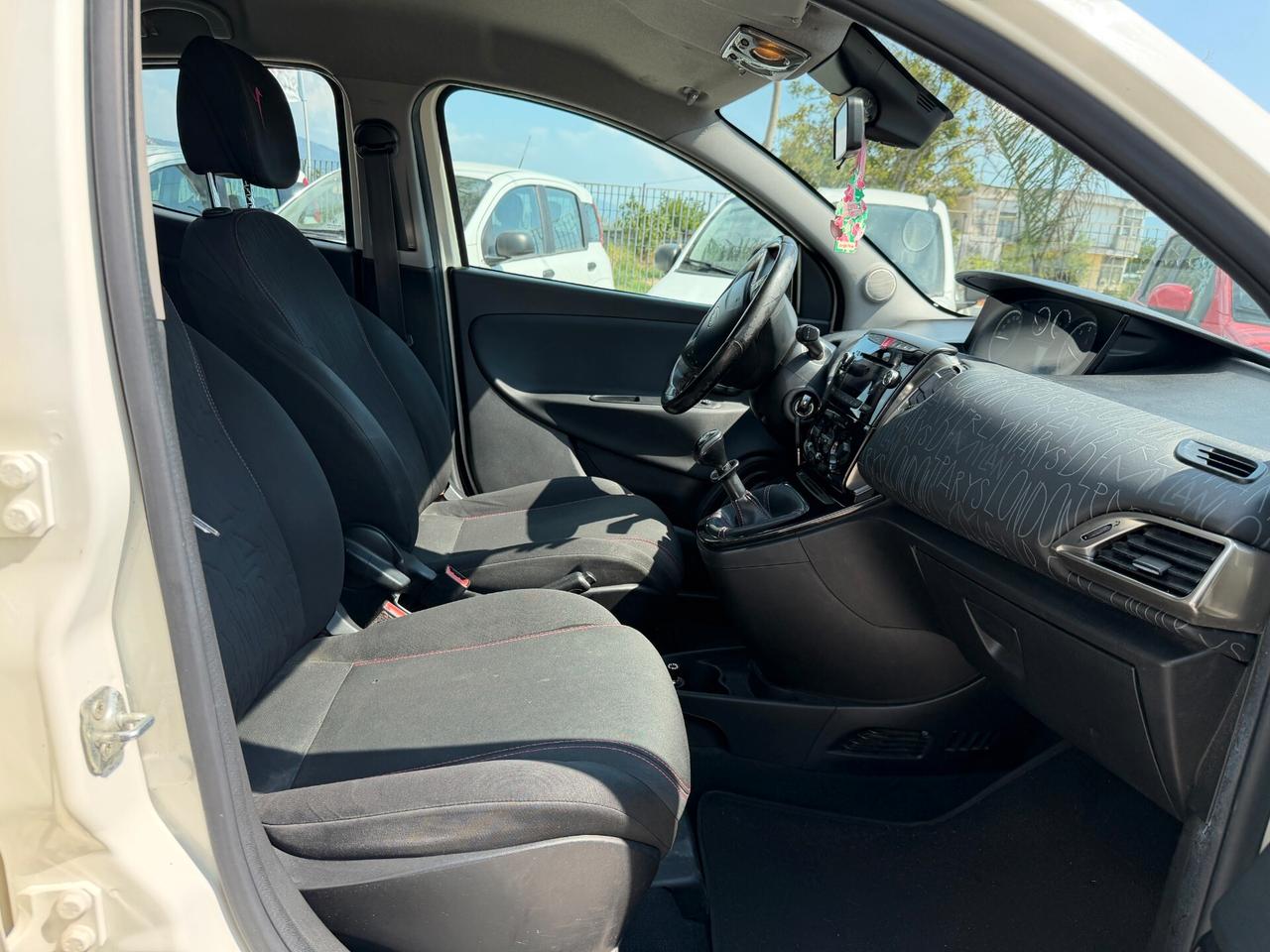 LANCIA YPSILON 2013 900 NATURAL/POWER 85 CV