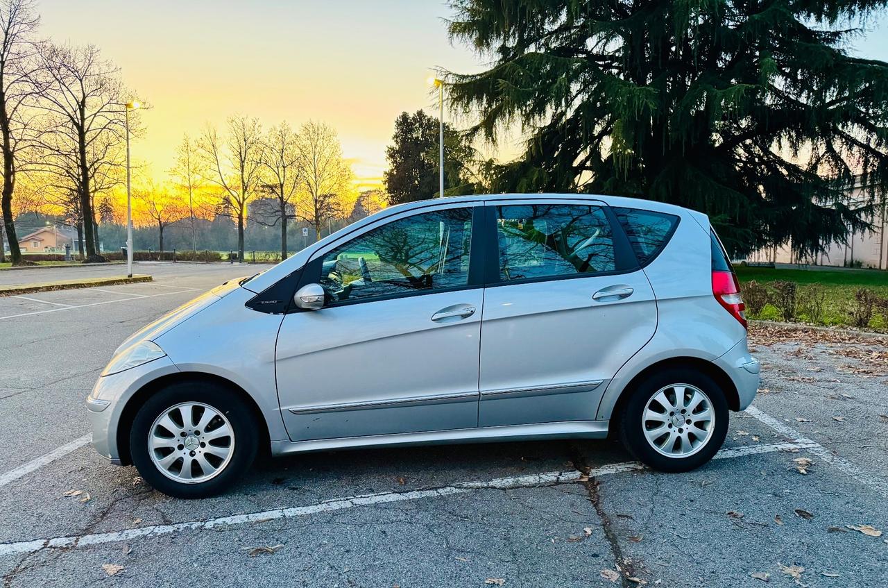 Mercedes-benz A 150 Classic Basic