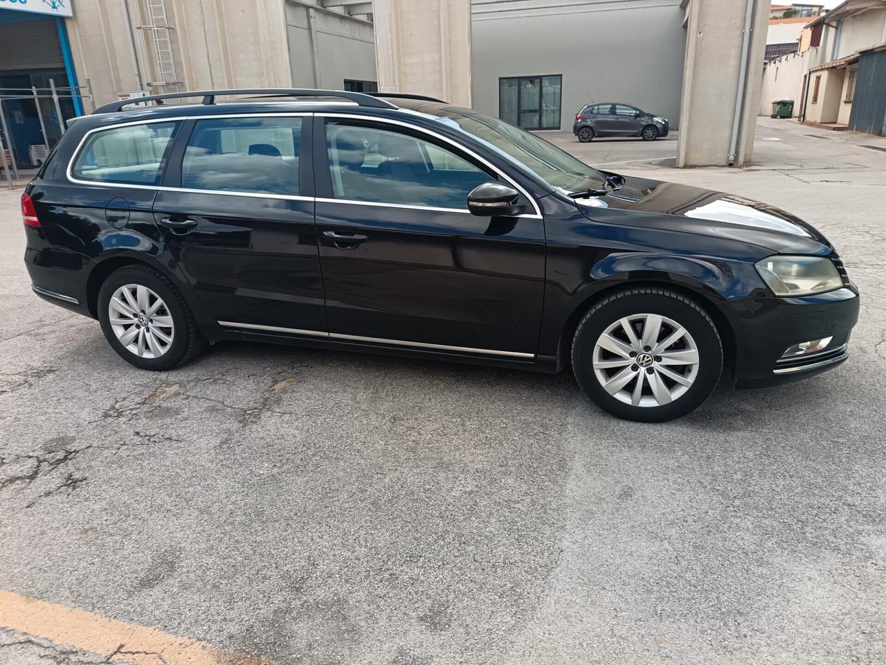 Volkswagen Passat Var. 2.0 TDI Comfortline Full Optional