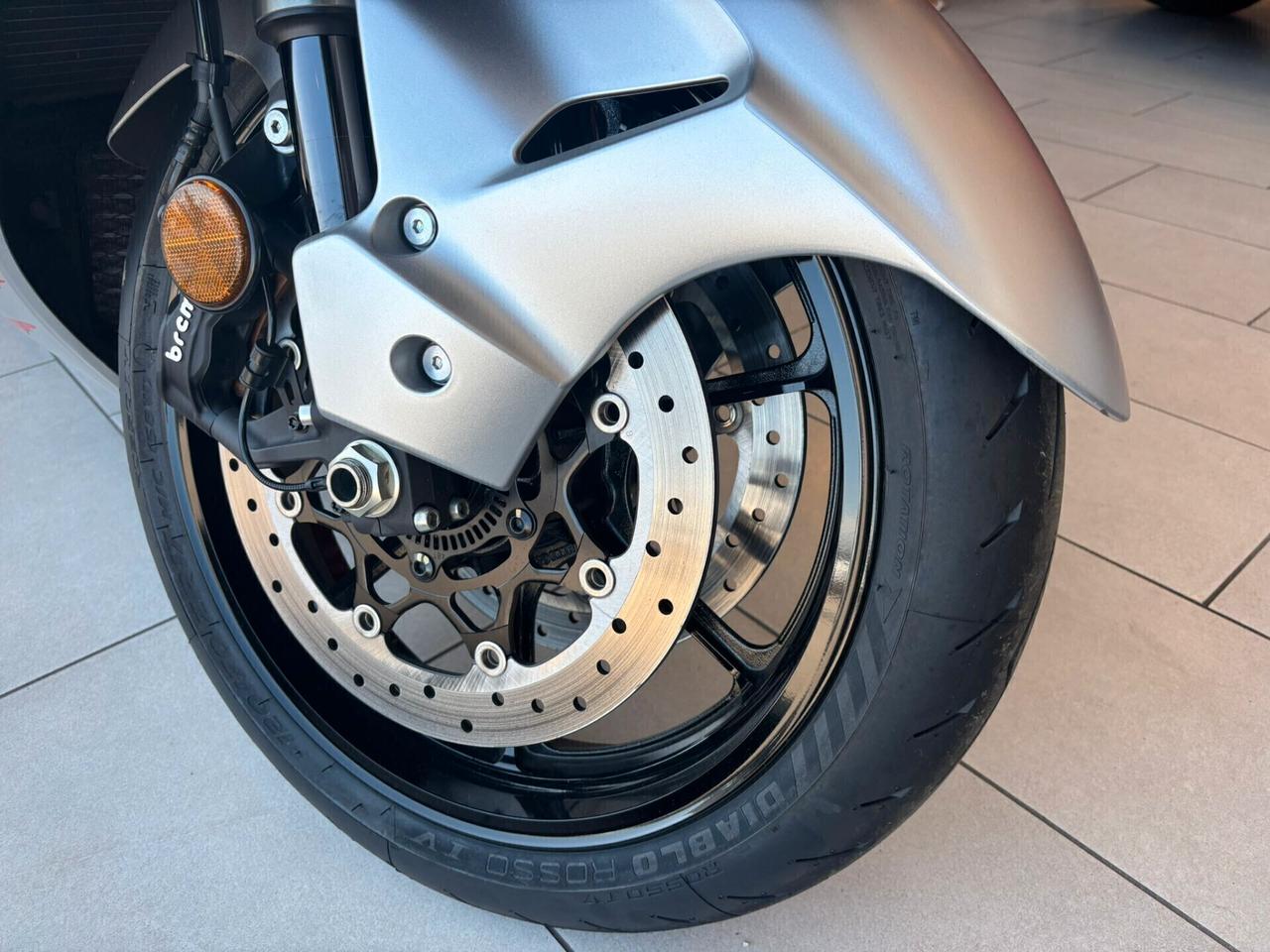 Suzuki Hayabusa GSX 1300 R UNICO PR.