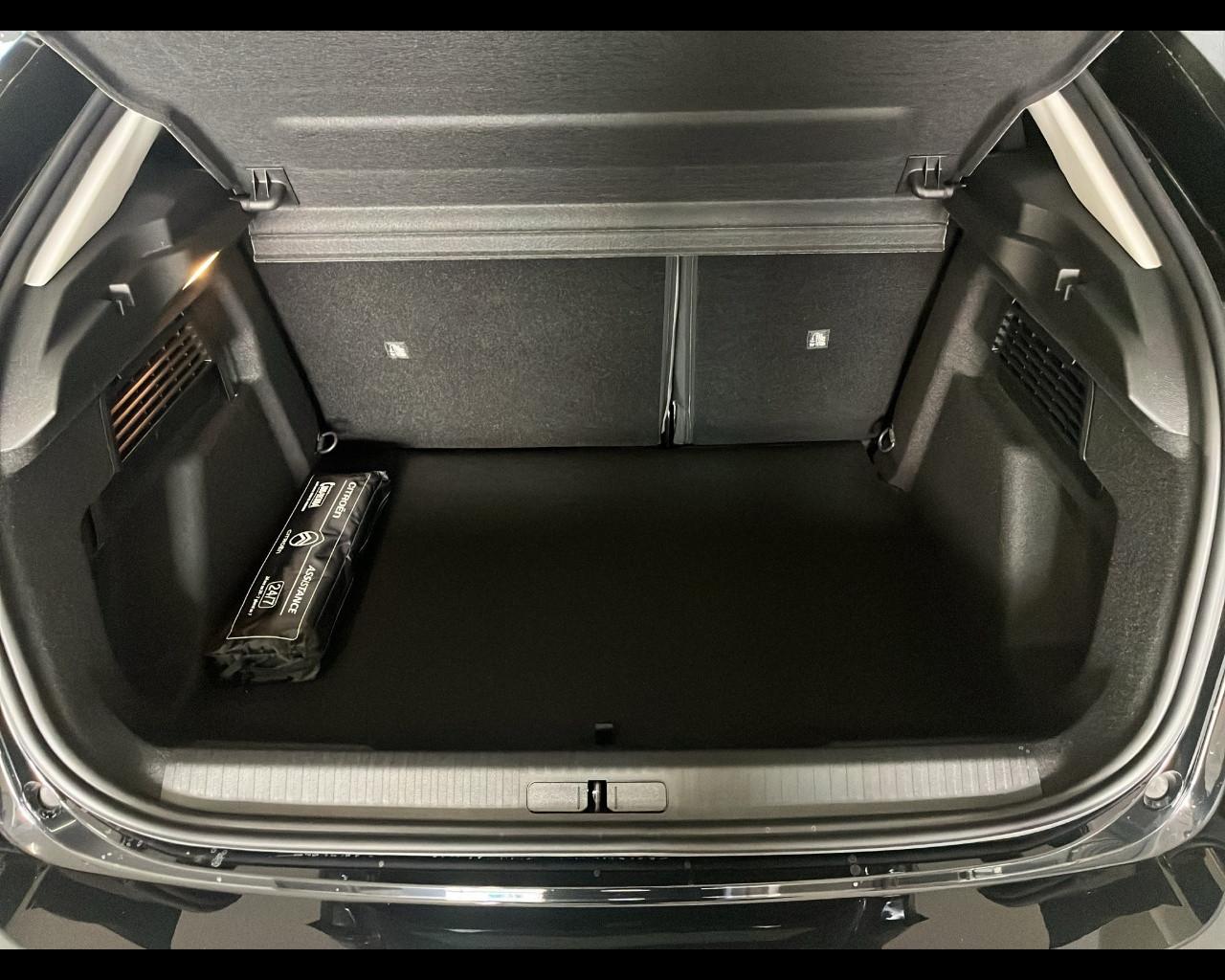 CITROEN C4 Hybrid 145 cv Automatico - COLLECTION