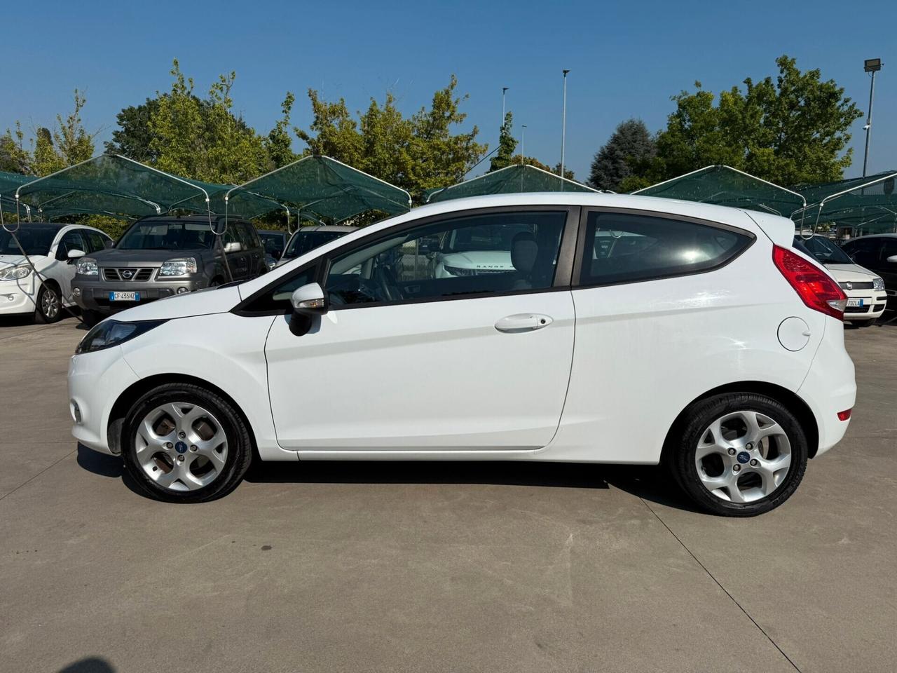 Ford Fiesta 3p 1.2 2012 neo-pat