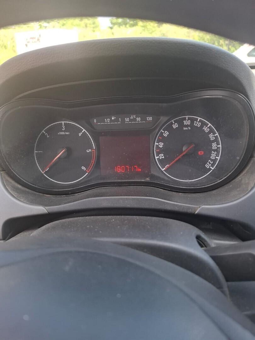 OPEL CORSA E CDTI COSMO INCIDENTATA MARCIANTE