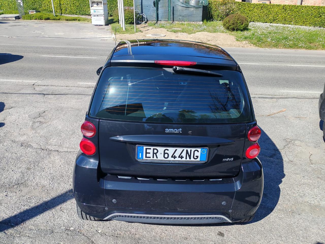 Smart ForTwo 1000 52 kW MHD coupé passion