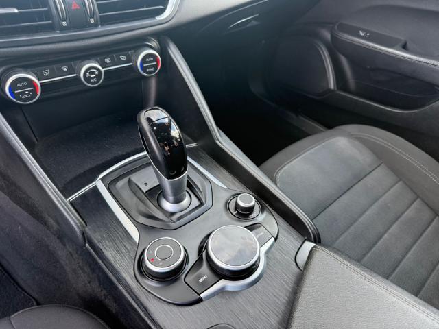 ALFA ROMEO Giulia 2.2 Turbodiesel 160 CV AT8 Super