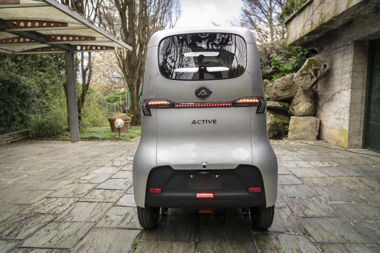 Cabin Active Virea - Muvia - Auto senza patente - Dispositivo medico - Scooter cabinato