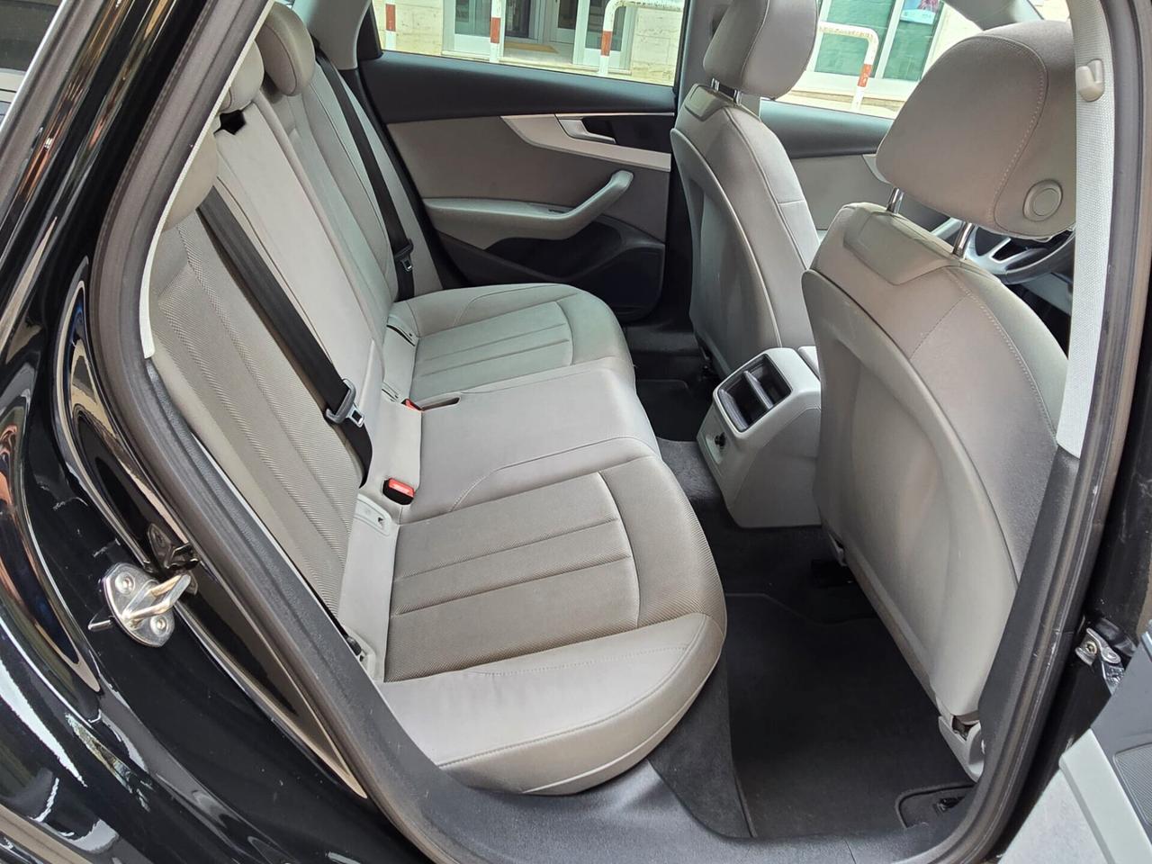 Audi A4 Avant 35 TDI 163 cv S-tronic