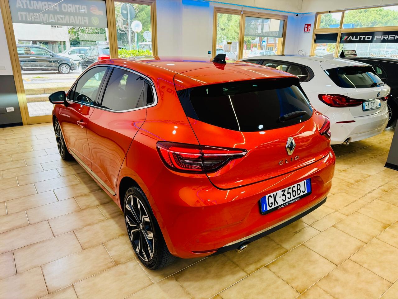 Renault Clio TCe 100 CV GPL Full-LED / Navi / RetroCam.