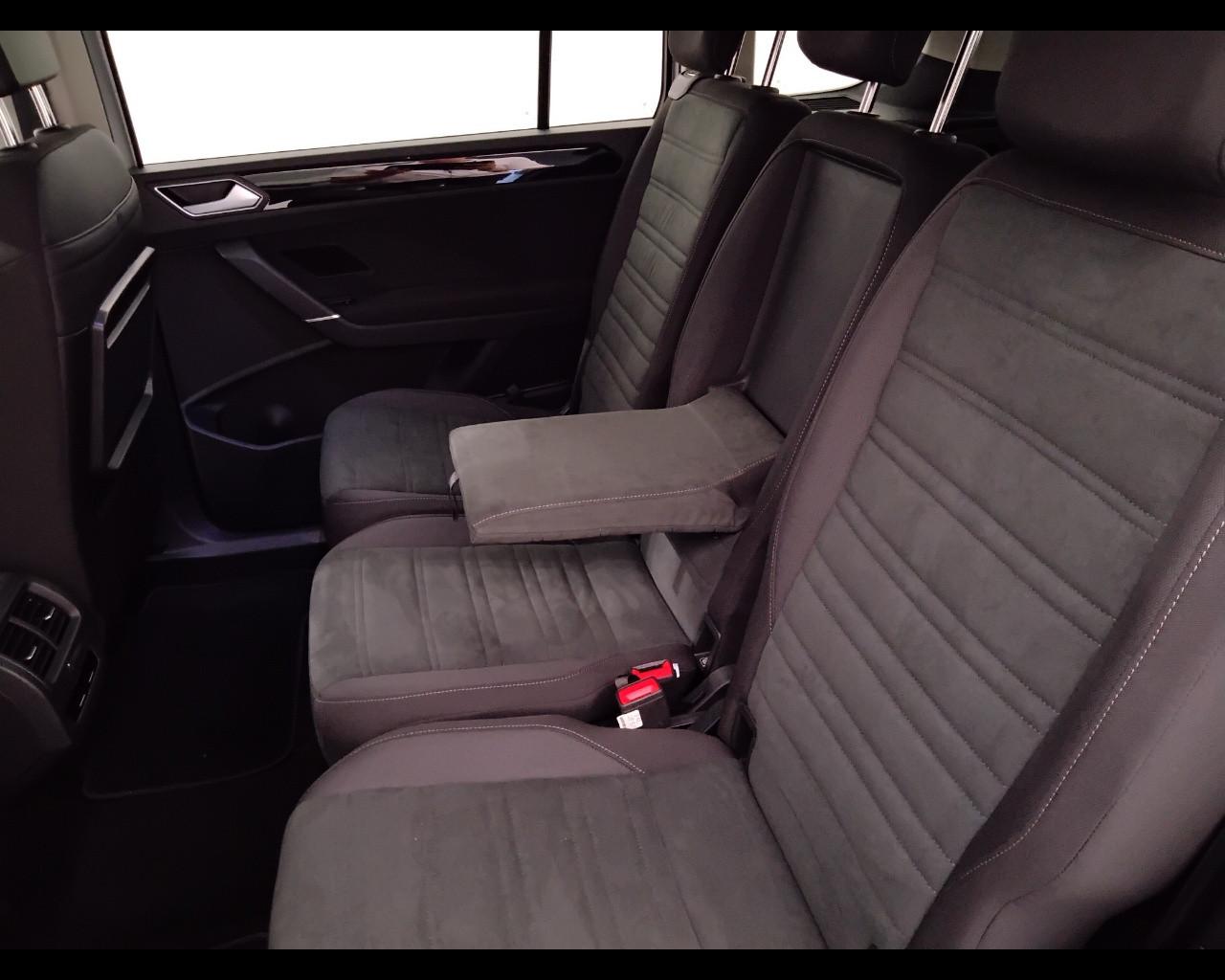 VOLKSWAGEN Touran III 2015 - Touran 2.0 tdi Executive dsg