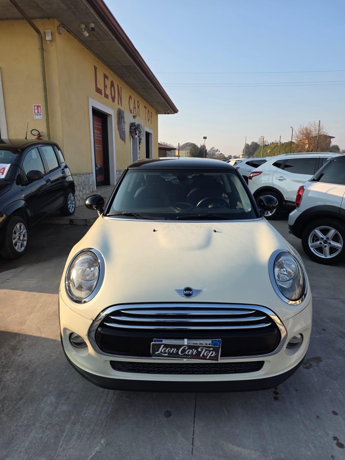 Mini 1.5 Cooper D 5 porte cambio automatico garanzia 12 mesi!!!