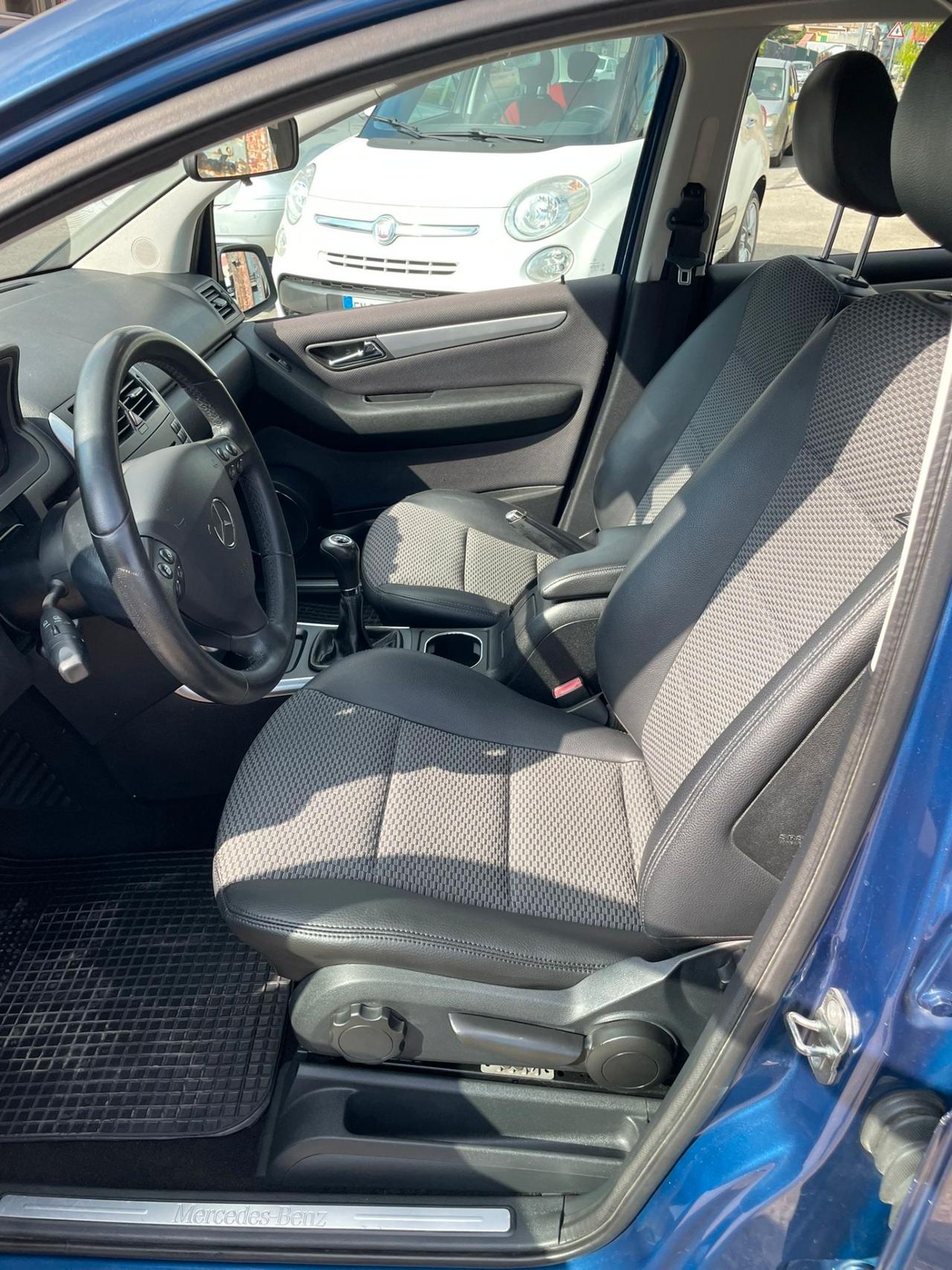 Mercedes-Benz A 160 BLU EFFICIENCY