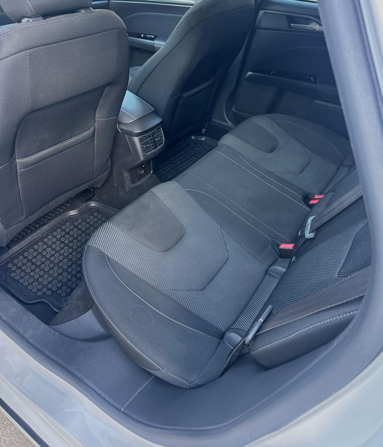 Ford Mondeo 2.0 TDCi 150 CV S&S Powershift Station Wagon Vignale