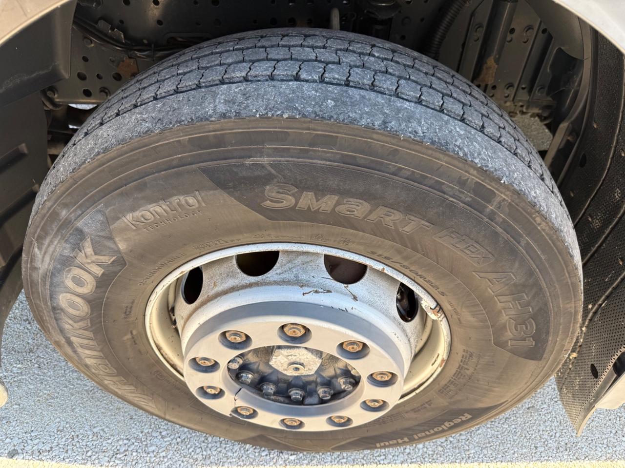 Iveco Stralis 190S31 isotermico con frigo 0°C e sponda