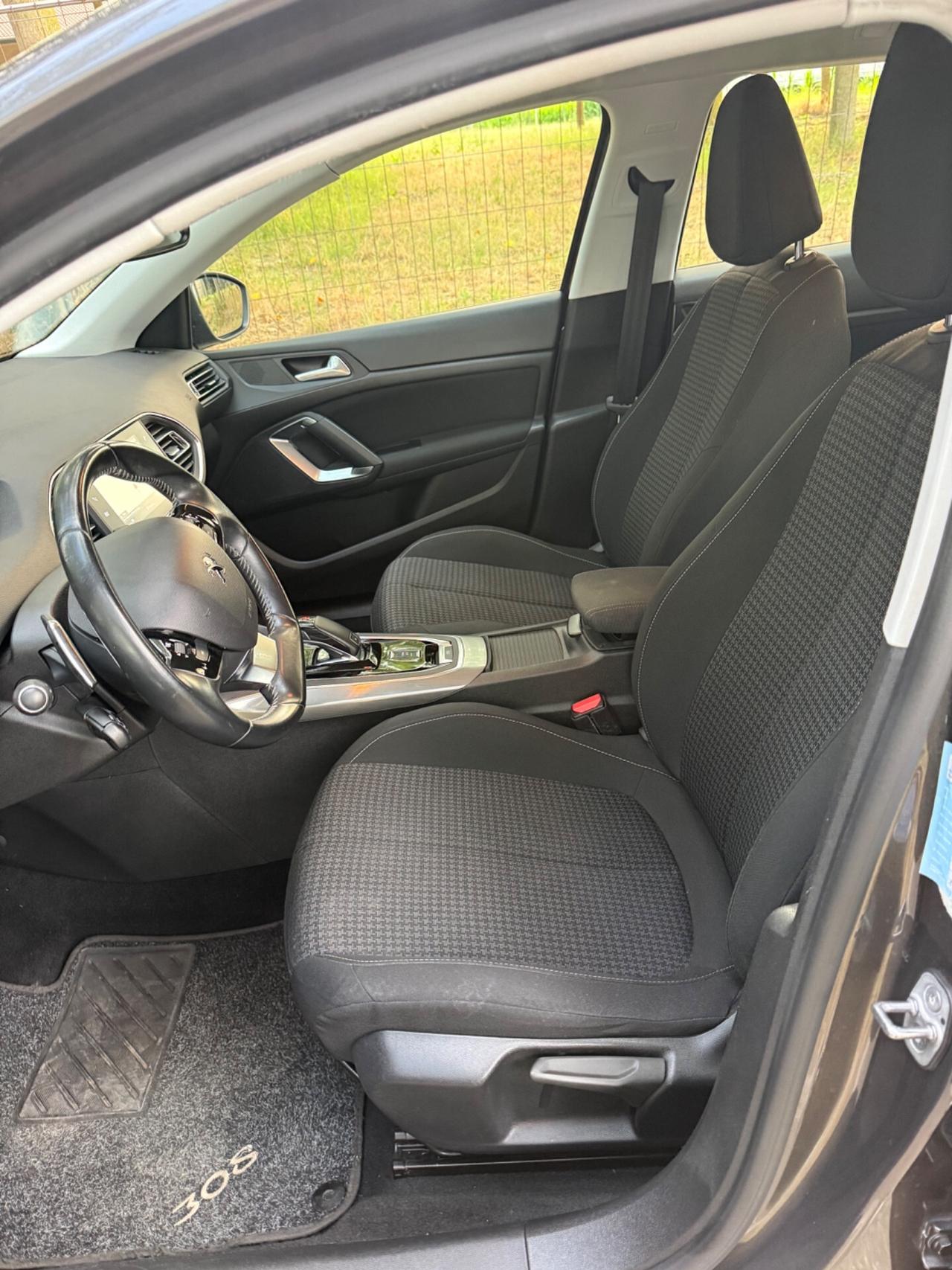 Peugeot 308 BlueHDi 130 S&S EAT8 SW Business
