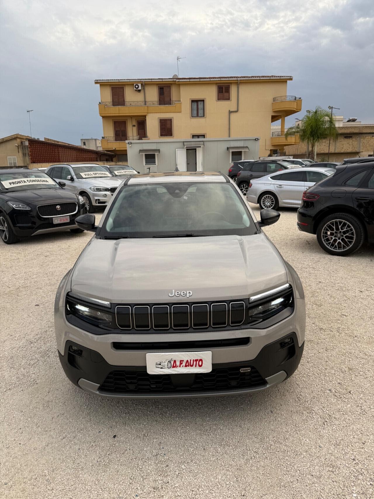 Jeep Avenger 1.2 Turbo 100 CV Summit