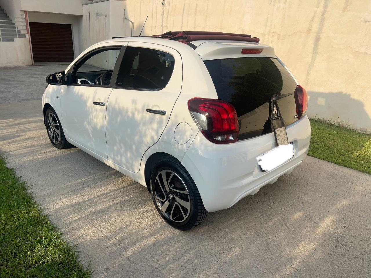 Peugeot 108 PureTech 82 5 porte Allure