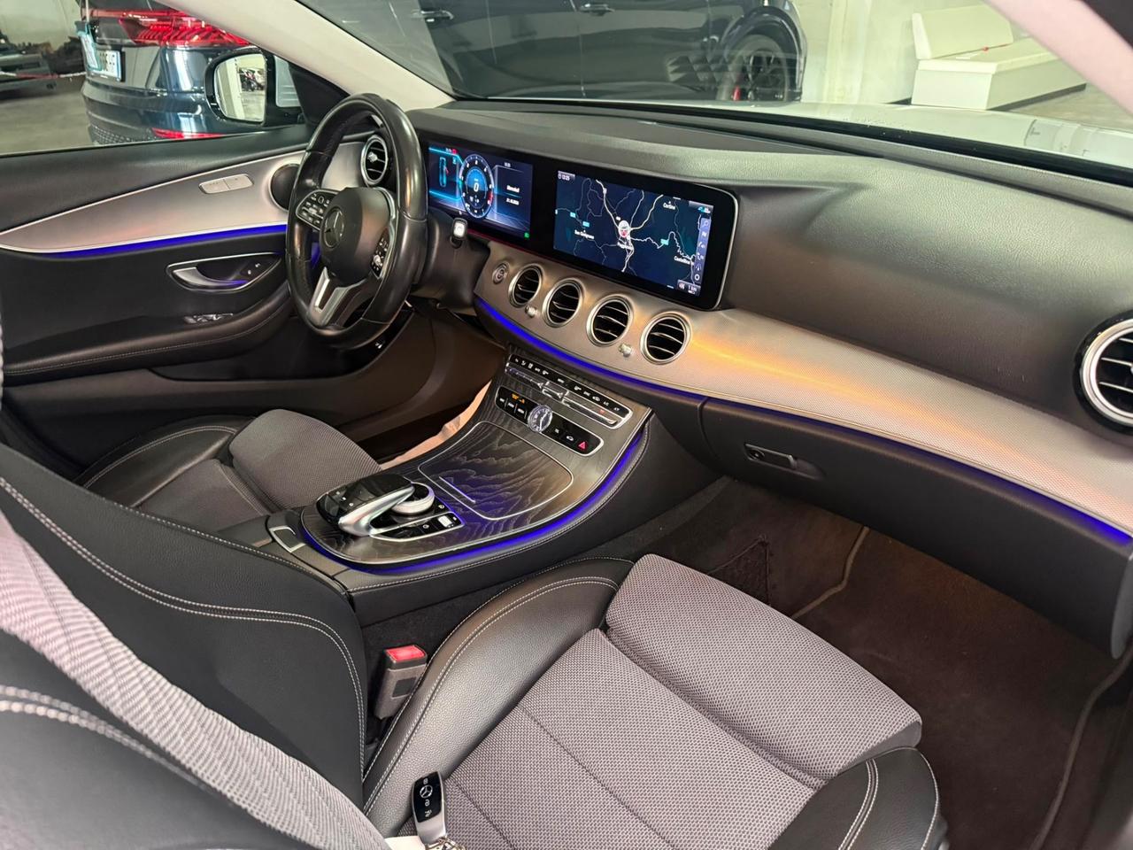 MERCEDES E 220 D 4MATIC AUTO PREMIUM PLUS