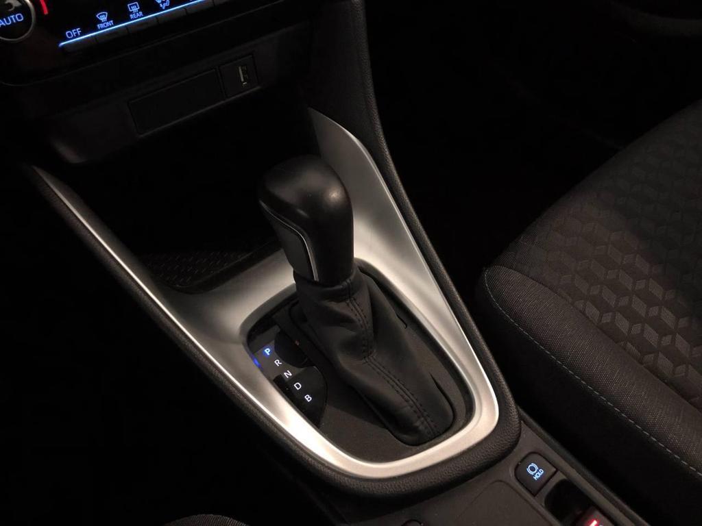 Toyota Yaris 1.5 VVT-iE Hybrid Active E-CVT