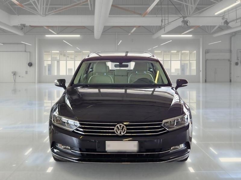 VOLKSWAGEN PASSAT VARIANT 2.0 TDI 110kW Executive BMT DSG