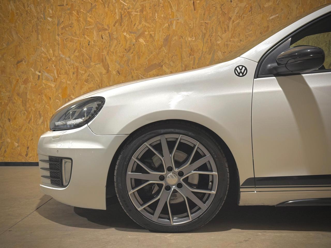 Volkswagen Golf VI GTD - 170CV